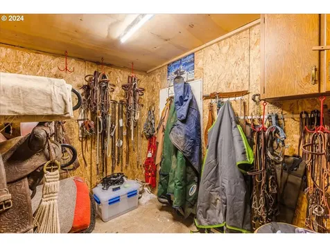 30082 S Lynn Marie Lane Colton OR 97017