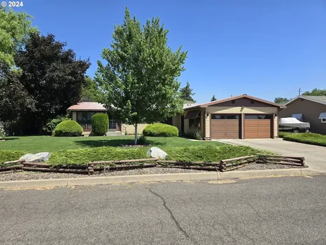 2505 Hickory Court La Grande OR 97850