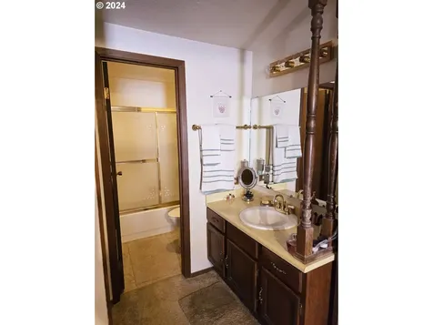 2505 Hickory Court La Grande OR 97850