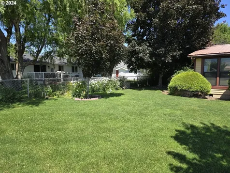 2505 Hickory Court La Grande OR 97850