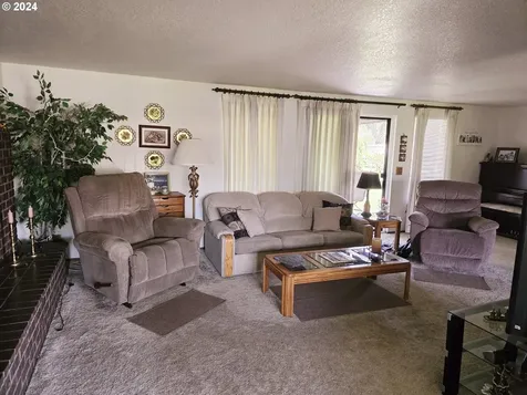 2505 Hickory Court La Grande OR 97850
