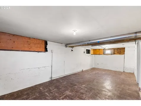 10534 Ne Beech Street Portland OR 97220