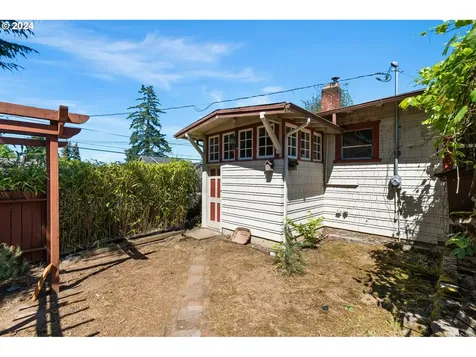 10534 Ne Beech Street Portland OR 97220