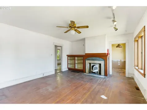 10534 Ne Beech Street Portland OR 97220