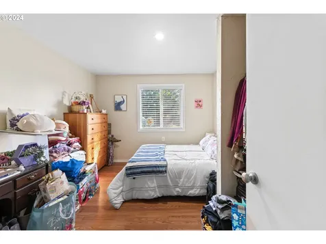 4033 Camellia Street Springfield OR 97478