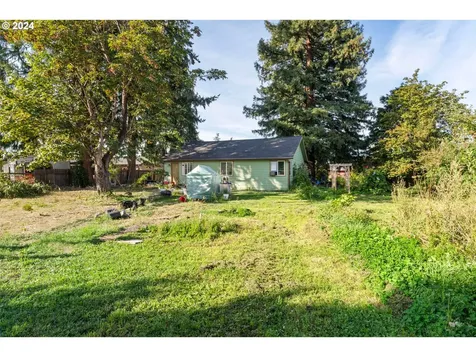 4033 Camellia Street Springfield OR 97478