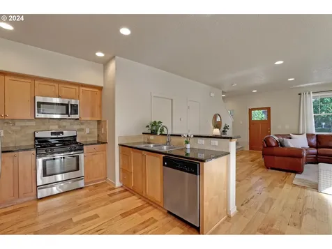 11740 Nw Cedar Falls Drive Portland OR 97229