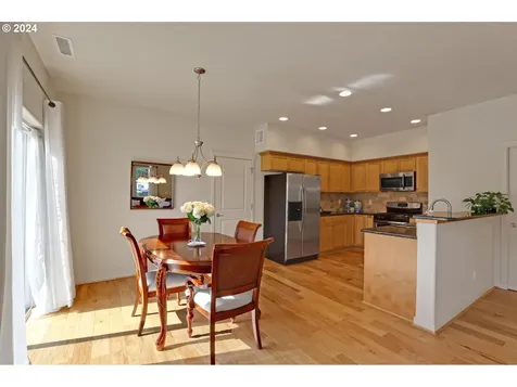 11740 Nw Cedar Falls Drive Portland OR 97229