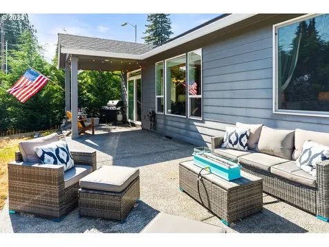 575 Lilac Lane Woodland WA 98674