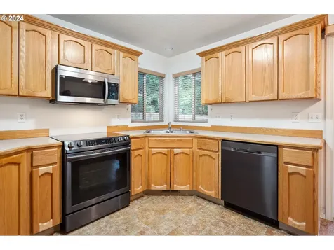 18108 SE 14th Street Vancouver WA 98683