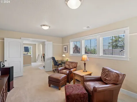 11694 Se Aerie Crescent Road Happy Valley OR 97086