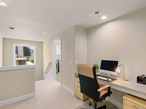 11694 Se Aerie Crescent Road Happy Valley OR 97086