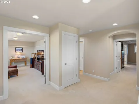 11694 Se Aerie Crescent Road Happy Valley OR 97086