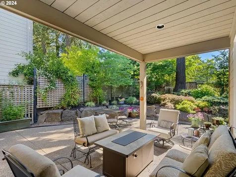 11694 Se Aerie Crescent Road Happy Valley OR 97086