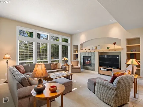 11694 Se Aerie Crescent Road Happy Valley OR 97086