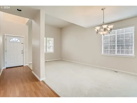 5761 SW 189th Place Beaverton OR 97078