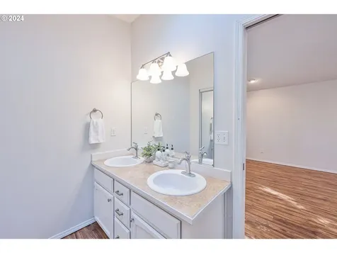 7181 Se Stella Court Hillsboro OR 97123