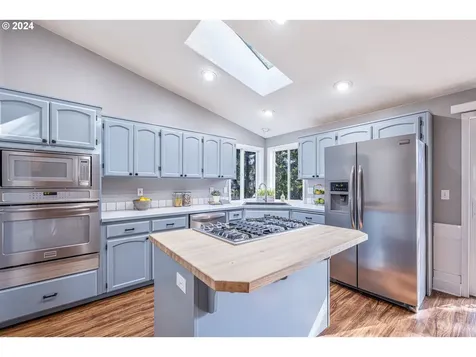 7181 Se Stella Court Hillsboro OR 97123
