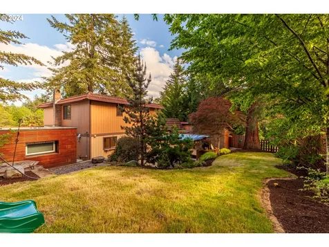9921 SW 30th Avenue Portland OR 97219