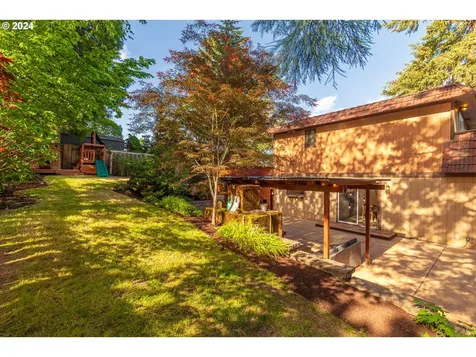 9921 SW 30th Avenue Portland OR 97219