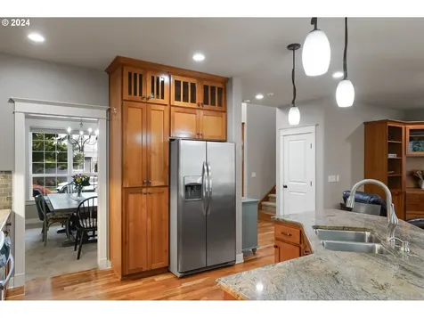 2032 Chapman Hill Drive Nw Salem OR 97304