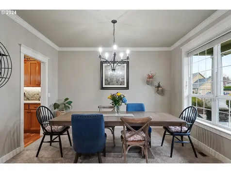 2032 Chapman Hill Drive Nw Salem OR 97304