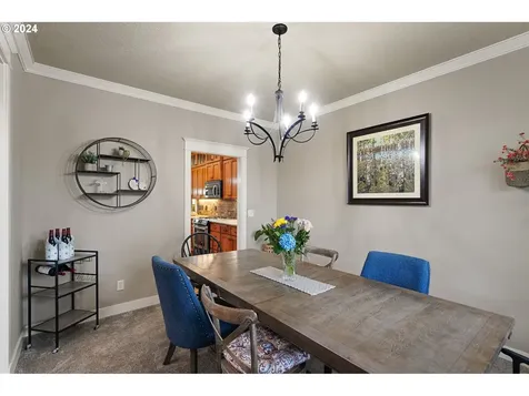 2032 Chapman Hill Drive Nw Salem OR 97304