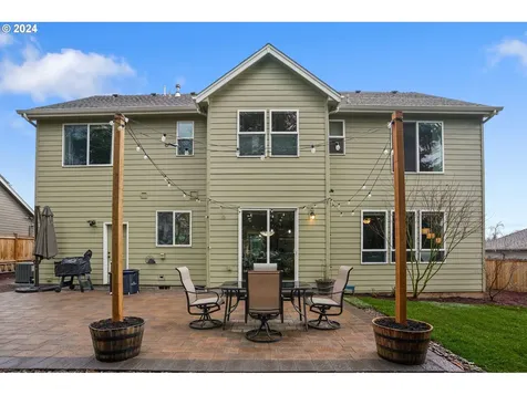 2032 Chapman Hill Drive Nw Salem OR 97304