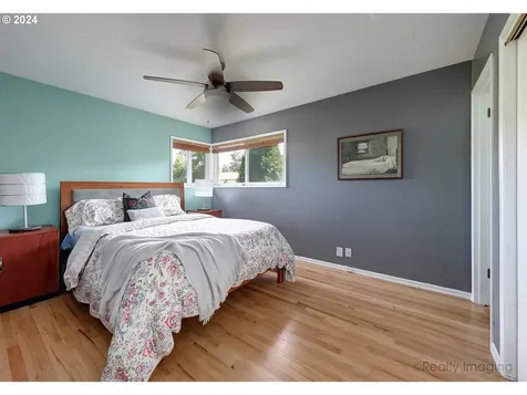 1540 NE 128th Avenue Portland OR 97230