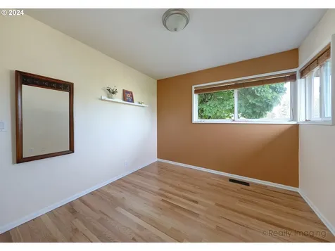 1540 NE 128th Avenue Portland OR 97230