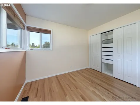 1540 NE 128th Avenue Portland OR 97230