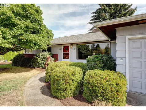 1540 NE 128th Avenue Portland OR 97230