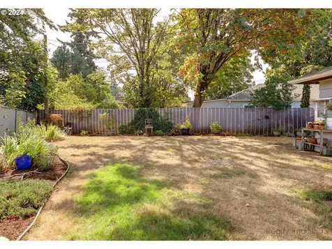 1540 NE 128th Avenue Portland OR 97230