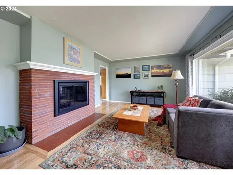 1540 NE 128th Avenue Portland OR 97230