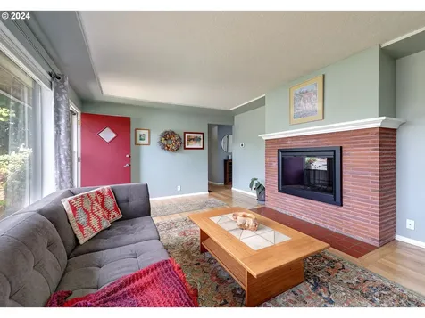 1540 NE 128th Avenue Portland OR 97230
