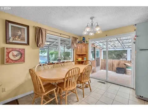 31101 Pond Drive Scappoose OR 97056