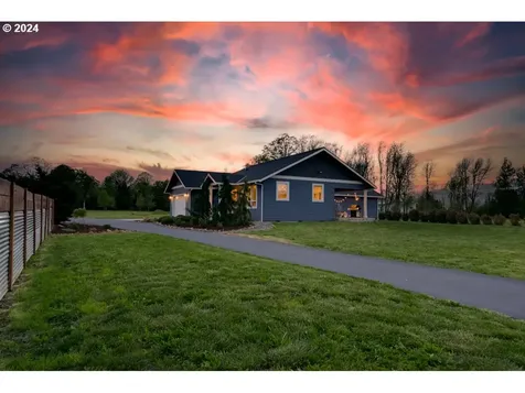 1036 Multnomah Road Hood River OR 97031