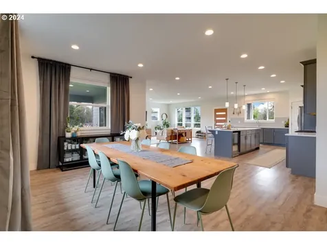 1036 Multnomah Road Hood River OR 97031
