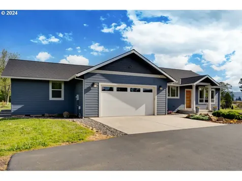 1036 Multnomah Road Hood River OR 97031