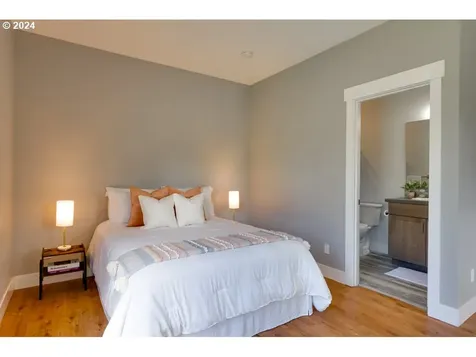 1036 Multnomah Road Hood River OR 97031