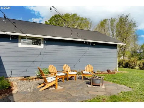 1036 Multnomah Road Hood River OR 97031