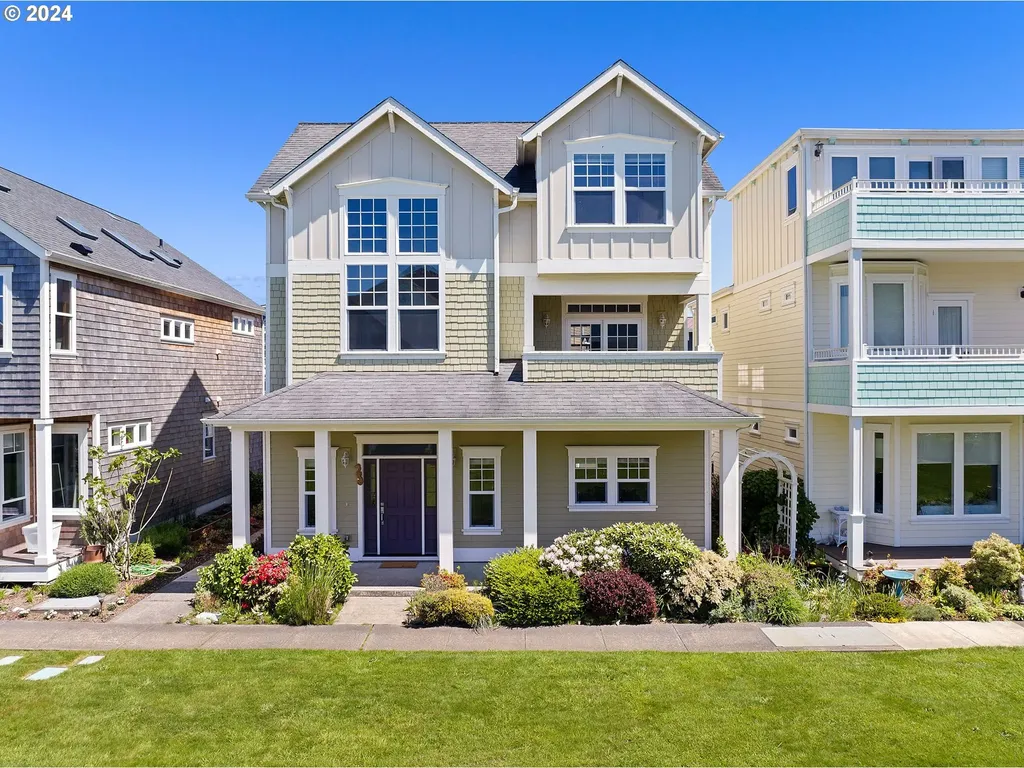255 29th Street Astoria OR 97103