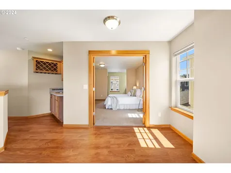 255 29th Street Astoria OR 97103