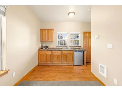 255 29th Street Astoria OR 97103