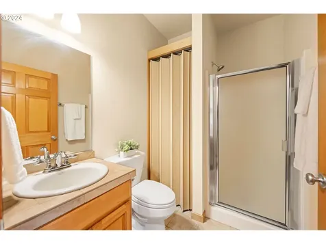 255 29th Street Astoria OR 97103