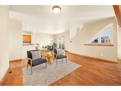 255 29th Street Astoria OR 97103
