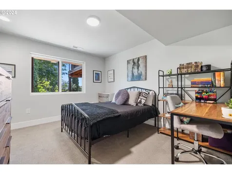 1234 SW 57th Avenue Portland OR 97221