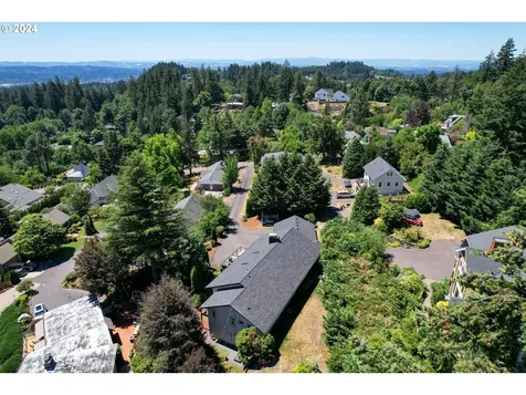 1234 SW 57th Avenue Portland OR 97221