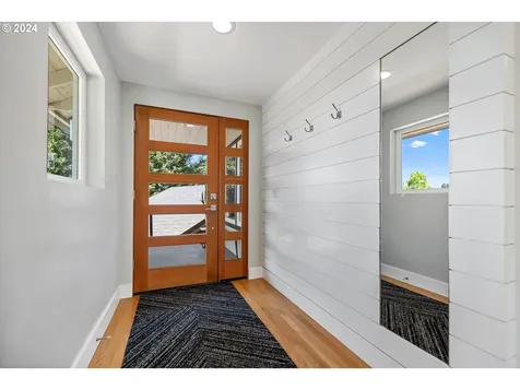 1234 SW 57th Avenue Portland OR 97221