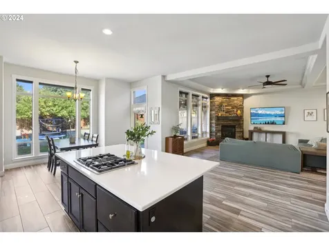 9611 SE Parkwood Way Happy Valley OR 97086